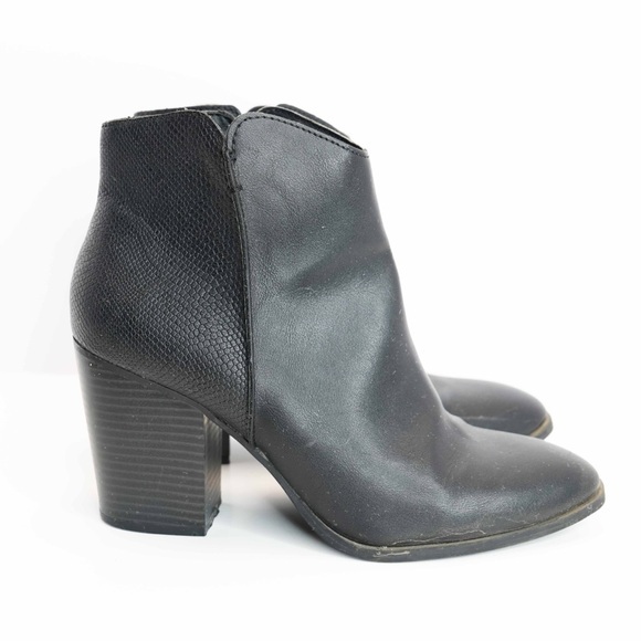 Sun + Stone Women’s Black Ankle Boots - Picture 1 of 8